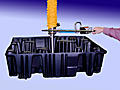 Nâng thùng nhựa pallet