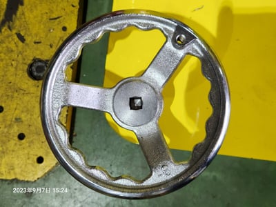 Đế di động và cột nâng hạ Lifts All, tool khay nhựa và hút thùng - ảnh 2