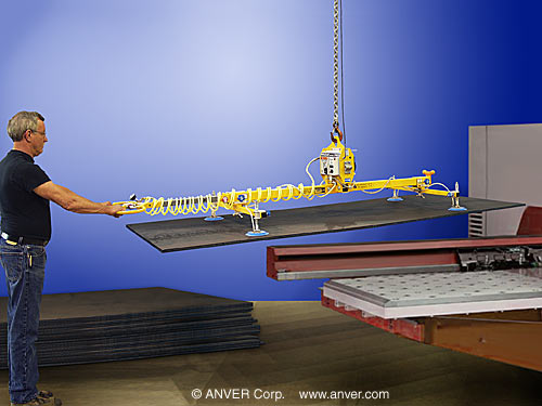 ANVER VPF-57-AC + L50M4-86-2/44 (76500303) – bộ tạo chân không chạy điện với khung nâng 4 mặt hút, tay cầm ở đầu dầm và bộ gá lắp ngang bộ tạo chân không, nâng hạ tôn tấm 12 ft x 6 ft (3.7 m x 1.8 m), nặng đến 500 lbs (227 kg)