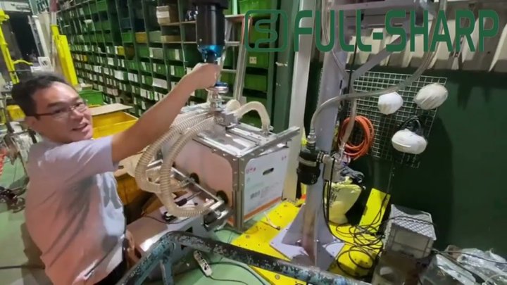 Thiết bị nâng hạ hút chân không nâng thùng carton. Thiết bị nâng hạ thùng giấy