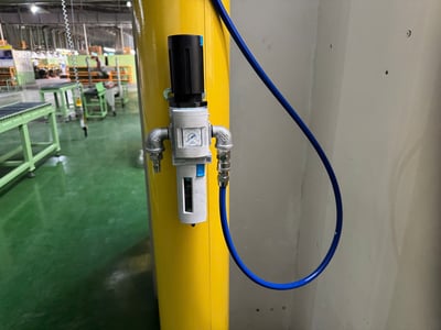 Cầu trục xoay ray 5T 200 kg và air balancer Knight Global nâng ắc quy - ảnh 5