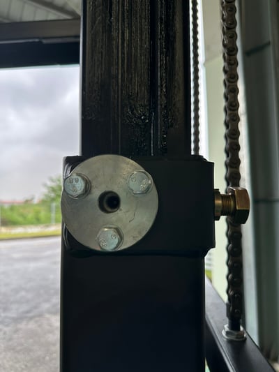 Xe nâng điện chân rộng tải 1 đến 3 tấn cho kho và nhà xưởng - ảnh 12