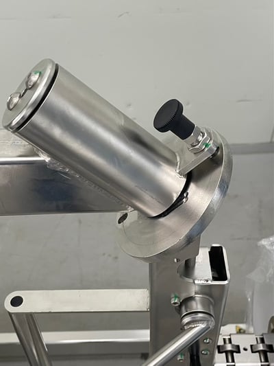 Xe nâng điện đẩy tay Goodlifta nâng cuộn nguyên liệu - ảnh 6