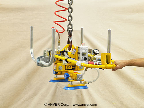 ANVER VPFL4-20-AIR with 76400575 and PH-500: lifting & handling metal units up to 250 lbs (113 kg)