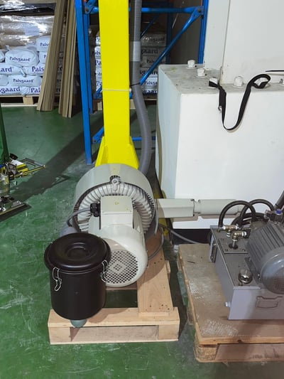 Cầu trục xoay nâng chân không hút thùng giấy và bao, khớp thay nhanh - ảnh 2