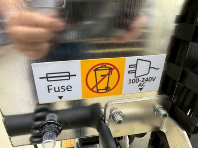 Xe nâng điện inox nâng, lật và giữ cuộn tự động - ảnh 6