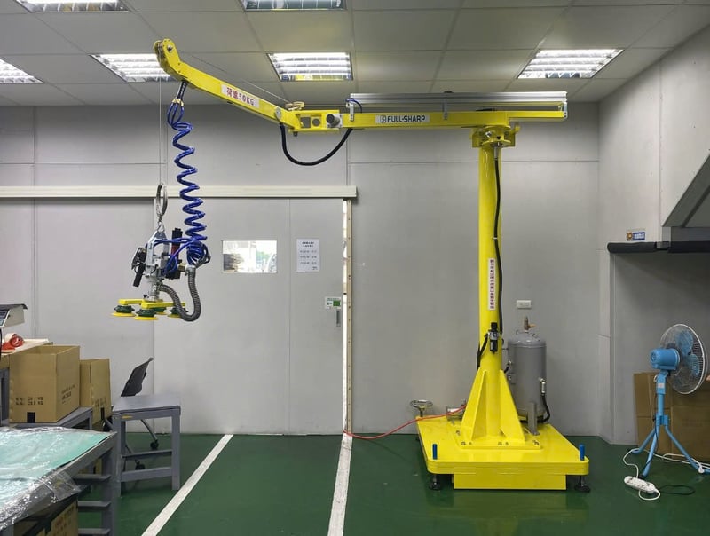 Cầu trục xoay khớp nối di động, air balancer và hút thùng giấy