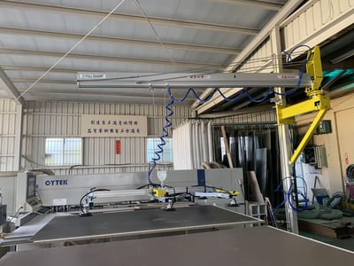 Pneumatic Jib Crane with Vacuum Lifting System for Metal Sheets - ảnh 1
