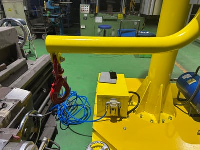 Tay nâng trợ lực khí nén nâng phôi vào máy phay tiện CNC - ảnh 6