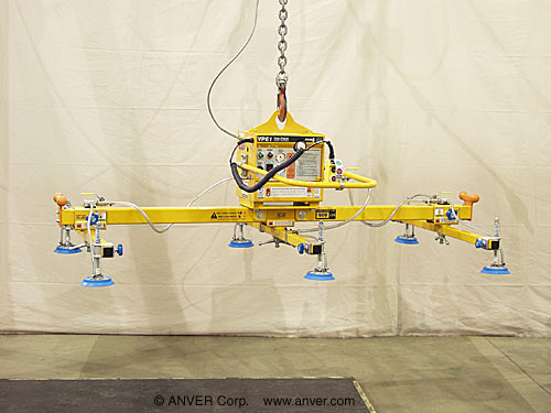 ANVER VPE1-FD with L60M6-86-3/44: lifting & handling steel sheets 10 ft x 6 ft (3.1 m x 1.8 m) up to 600 lbs (272 kg)