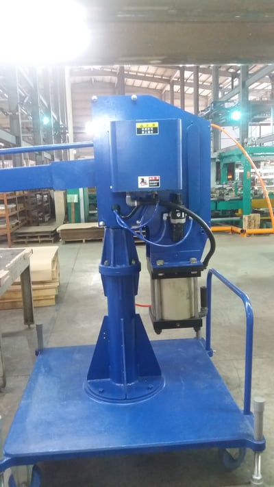 Tay nâng trợ lực khí nén hút tấm và lật dọc tải 150 kg - ảnh 4