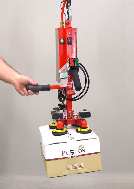 Combi-Gripper for Boxes and Buckets 2623
