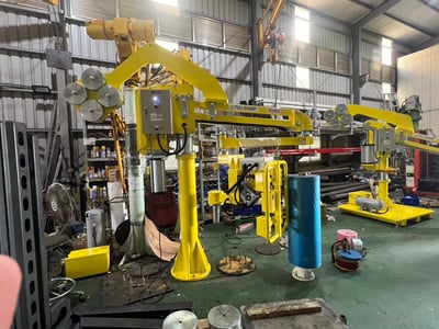 Tay nâng trợ lực khí nén nâng và lật cuộn - ảnh 6