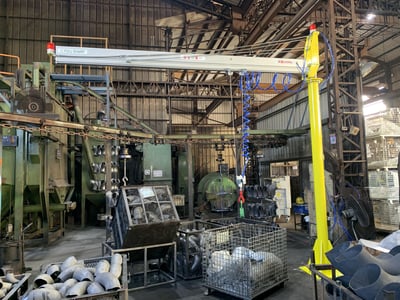 Pneumatic Jib Crane with Clamping System for Lifting Steel Pipes - ảnh 6
