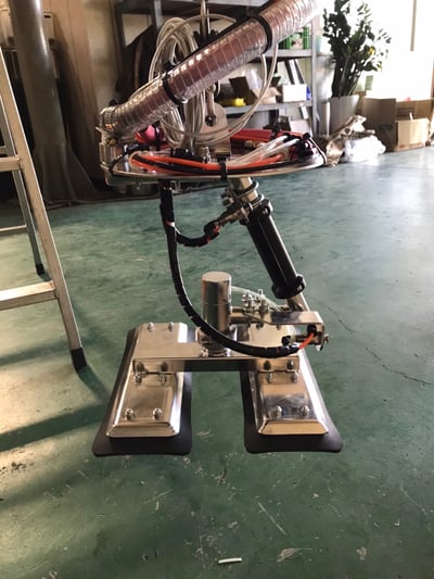 Lifts All Articulating Jib Crane on Round Mobile Base with Vacuum Lifter for Cartons - ảnh 4