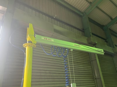Pneumatic Jib Crane with Vacuum Lifting Pad for Carton Boxes - ảnh 1