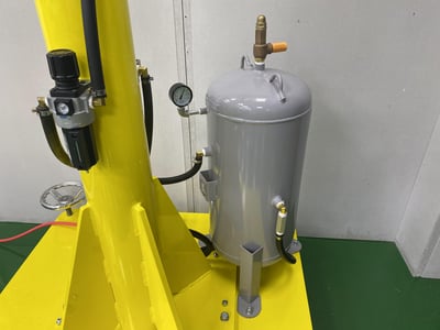 Mobile Articulating Jib Crane with Air Balancer and Carton Vacuum Lifter - ảnh 4