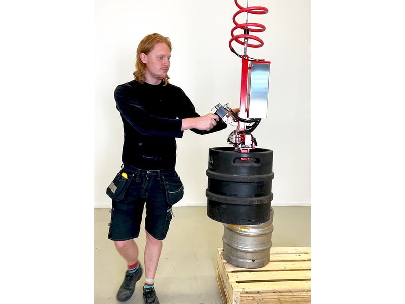 Lifts All Mechanical Keg Gripper – 70 kg