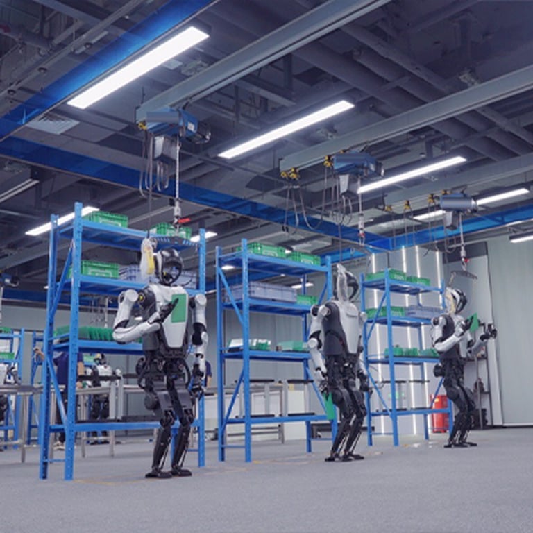 Pa lăng servo treo trên dây chuyền lắp ráp robot hình người