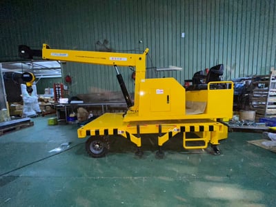 Xe cẩu điện 3 tấn nâng cao 4 m di chuyển trong xưởng - ảnh 5