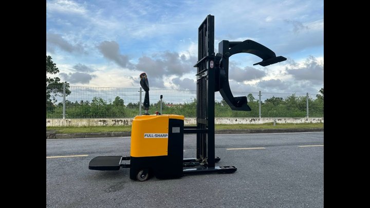 Review Xe Nâng Kẹp Cuộn Giấy 500kg