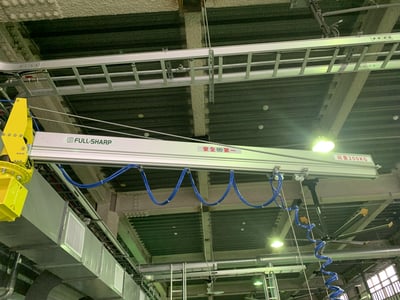 Pneumatic Jib Crane with Copper Coil Clamp for Motor Winding Workshops - ảnh 3