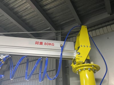 Beam-Mounted Pneumatic Jib Crane with Force-Sensing Handle - ảnh 9