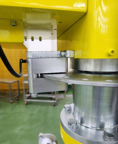 Tay nâng trợ lực nâng vỉ trứng - ảnh 10