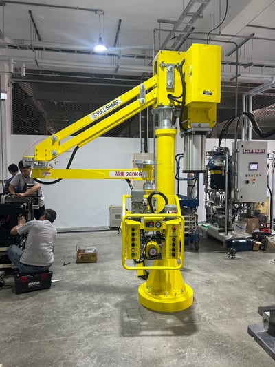 Tay nâng trợ lực điện khí có motor gắp khuôn - ảnh 1