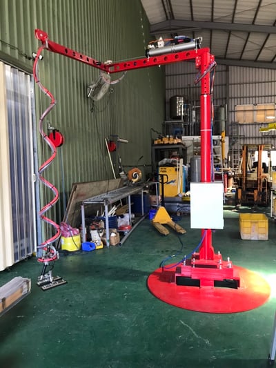 Lifts All Articulating Jib Crane on Round Mobile Base with Vacuum Lifter for Cartons - ảnh 1