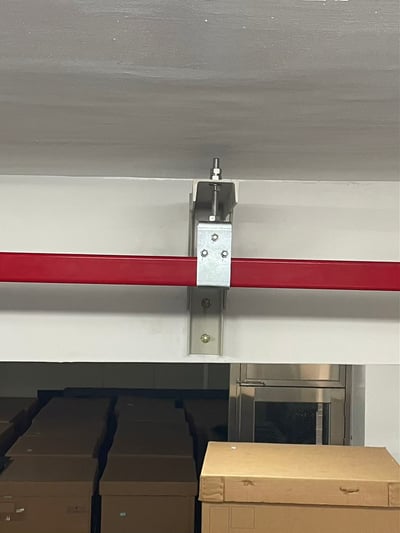 Thanh ray 5T treo cầu trục khí nén, tool kẹp và mặt hút thùng giấy - ảnh 10