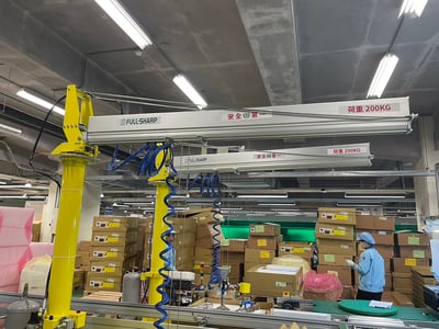 Cầu trục xoay khí nén 200 kg móc server, đế di động - ảnh 7