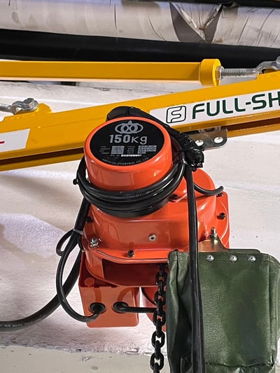 Cầu trục xoay pa lăng điện treo tường cho trạm làm việc - ảnh 10