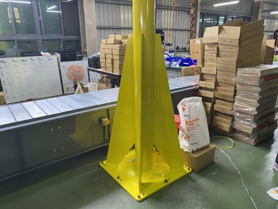 Pneumatic Jib Crane for Lifting Bicycle Frames on the Line - ảnh 6