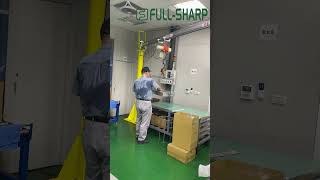 Cầu trục xoay và palăng điện treo dụng cụ kẹp khay nhựa