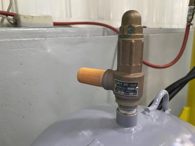 Cầu trục xoay khớp nối và palăng khí nén nằm hút thùng giấy - ảnh 7