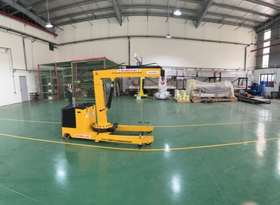 Xe cần cẩu điện 2 tấn - ảnh 4