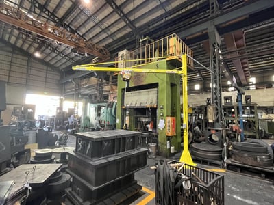 5T Rail Jib Crane with Black Bear 250 kg Electric Hoist - ảnh 17