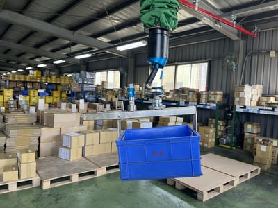 Thanh ray 5T tải 200 kg treo thiết bị nâng chân không hút thùng - ảnh 12