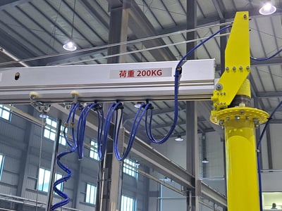 Cầu trục xoay khí nén đế di động với mặt hút khối silic chuyên dụng - ảnh 6