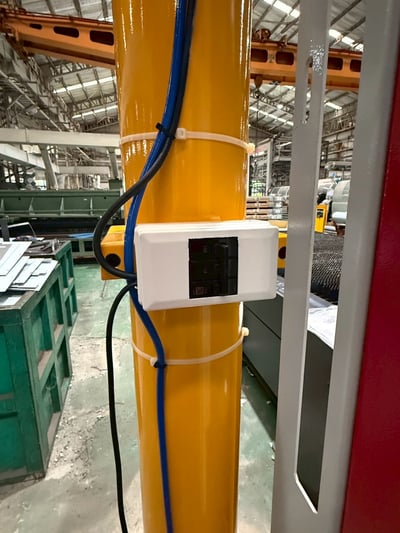 Cầu trục xoay 500 kg hút chân không tấm thép cho máy laser CNC - ảnh 7