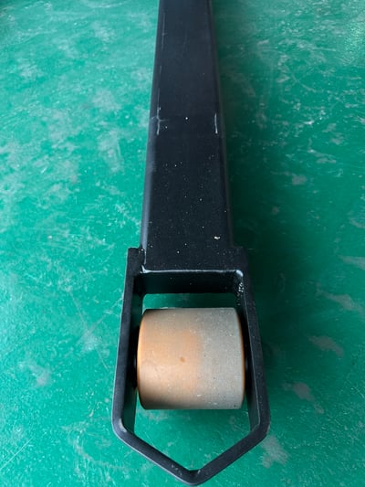 Xe nâng điện chân rộng tải 1 đến 3 tấn cho kho và nhà xưởng - ảnh 16