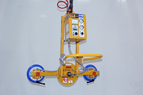 AVL25M2 air powered vertical lifter