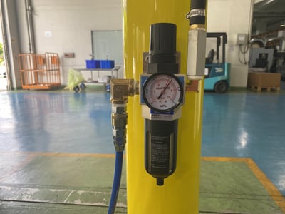 Articulating Jib Crane with Horizontal Air Hoist and Pneumatic Cylinder - ảnh 3