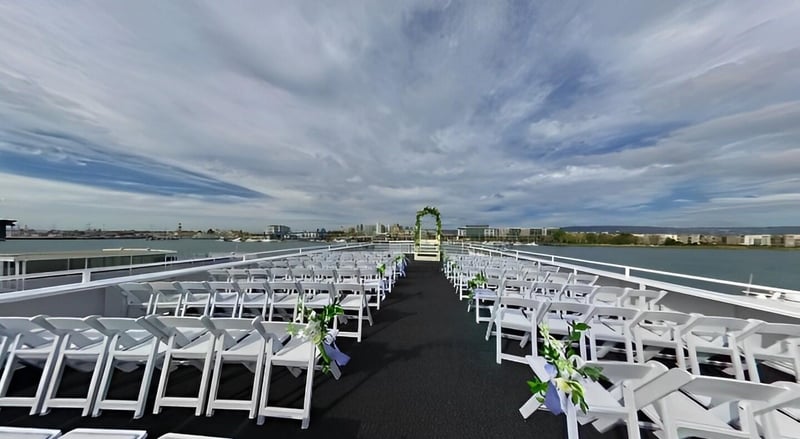Luxury Bay Cruise Event Yacht - Gallery image