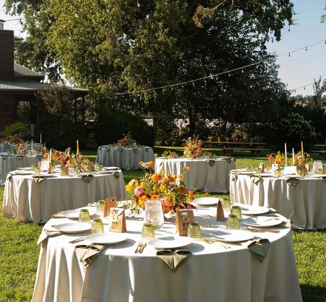 Full-Service Wedding Floral Design for Grand Celebrations - Gallery image