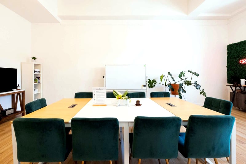 Creative Workshop Space, Conference Style, Up to 7 Guests - Gallery image