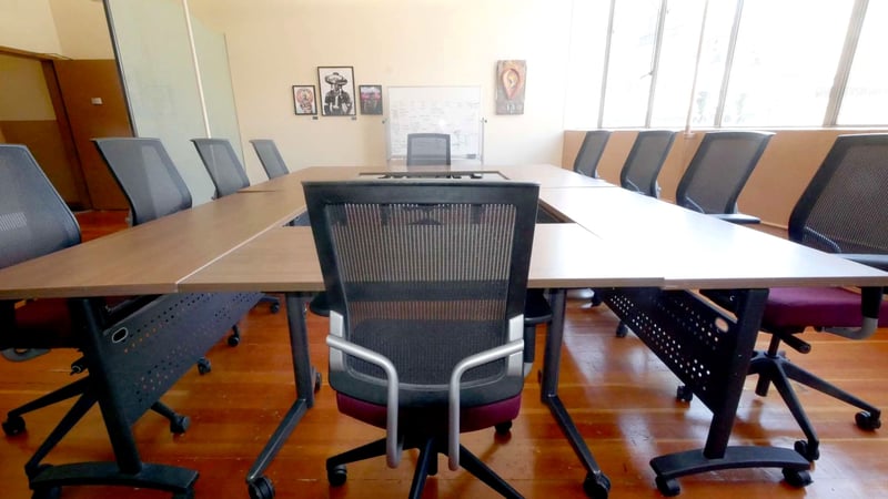 Enchanting Meeting Room for Gatherings in Oakland - Gallery image