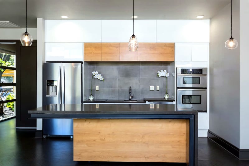 Lounge with Breakout Space and Fireplace for Up to 25 Guests - Gallery image