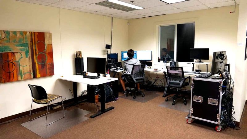 Intimate Photo & Video Studio for Events in Baylands - Gallery image